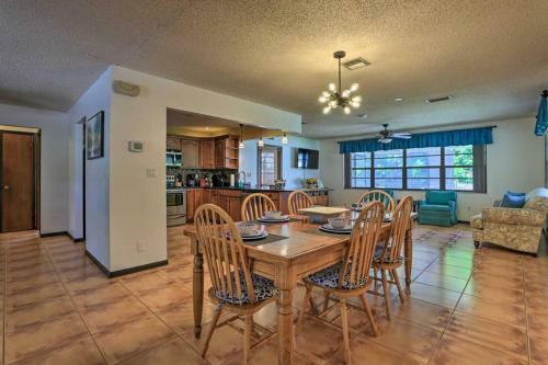 Florida Oasis Solar Heated Pool With Fire Pit & Grill