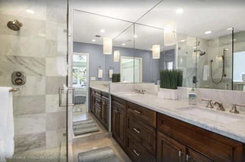 Upscale Pompano Beach Getaway Home, 3 Bed, 2 Bath, Sleeps 8