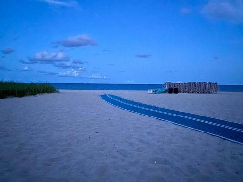 Ocean Front Contemporary 3 Bedroom Townhouse.