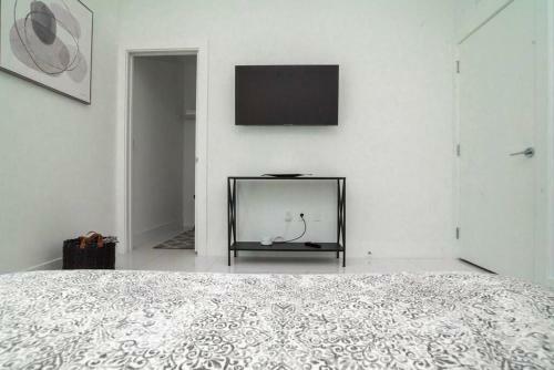Ocean Front Contemporary 3 Bedroom Townhouse.