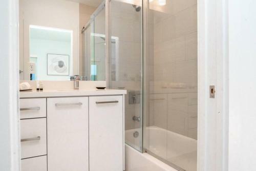 Ocean Front Contemporary 3 Bedroom Townhouse.