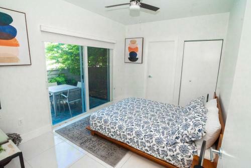 Ocean Front Contemporary 3 Bedroom Townhouse.