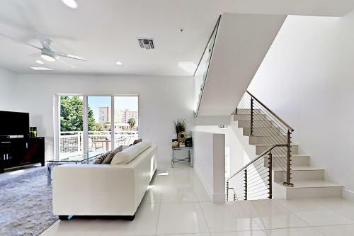 14th & Ocean Townhomes #14b