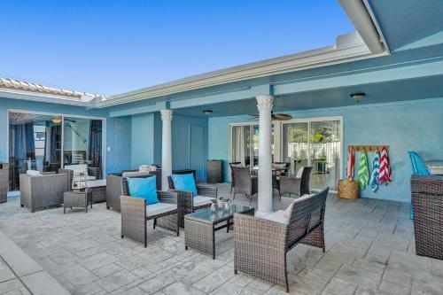 Blue Kahiki Paradise Villa
