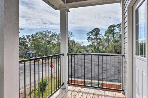 Idyllic Pensacola Home With Yard And Fire Pit!