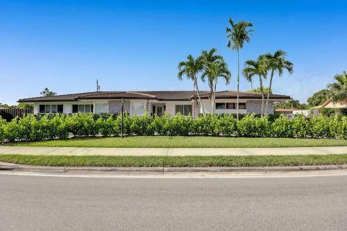 Miami Pool House