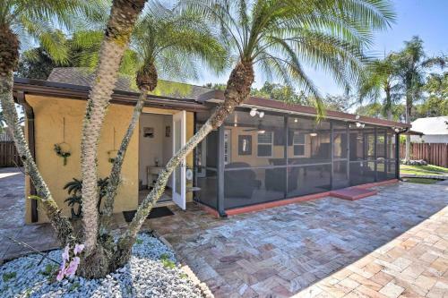 Amenity-packed Sunrise Home With Outdoor Pool!