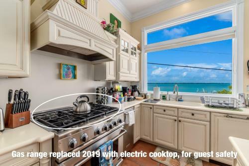 Eden Beach Retreat