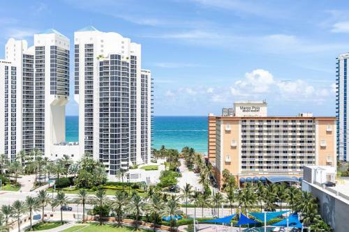 Bright Apartment With Balcony And Nice View - 2br 1ba