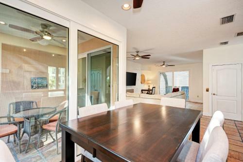 Villa Remodeled Perfect Location