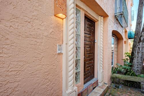 Villa Remodeled Perfect Location