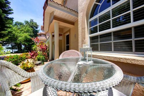 Villa Beautiful Property On Siesta Key