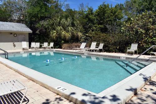 Treetops - Gulf Pines