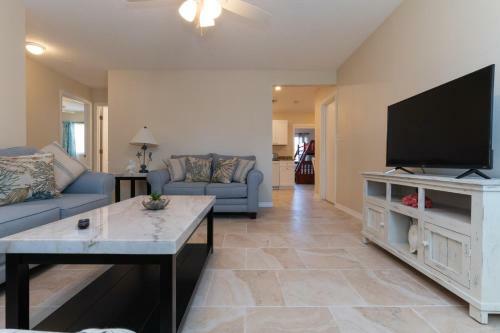 3606 Villa Franca - Pet Friendly