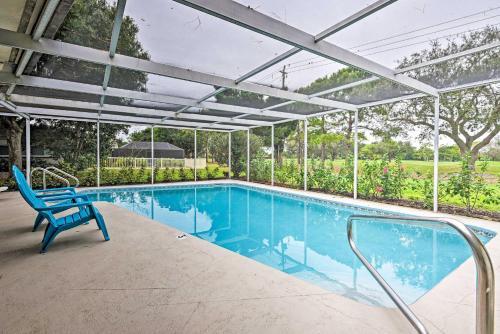 Modern Sarasota Home With Private Pool And Grill!