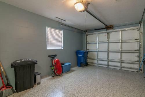 New Completely Remodeled Villa With Beach And Heated Pool Access