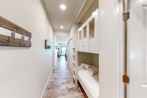 The Palms At Seagrove C09
