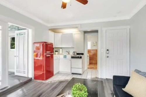 Boutique Apartment Near Downtown Wpb