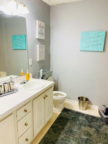 Spacious 4- Bedroom Home Close To Everything!!