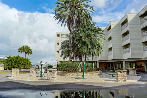 Apartamento Beachy Daze-waterfront - Wifi - Heated Pool