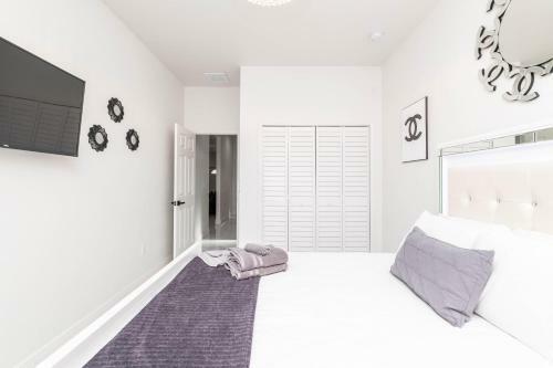 Mohr Loop � Designer Themed Home With Pool