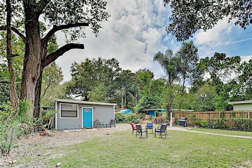 Cozy Casita - Back Cottage