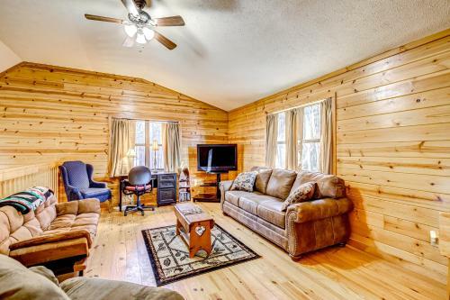 The Rustic Bear Cabin