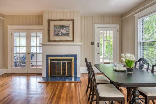 16 Saragossa Street A