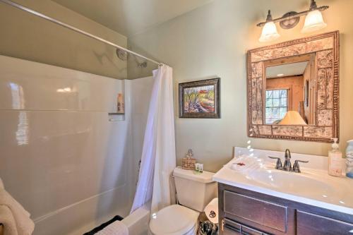 Plummer Lodge In Big Canoe With Lake Access!