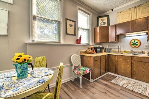 Convenient Decatur Apt About 8 Mi To Downtown Atl