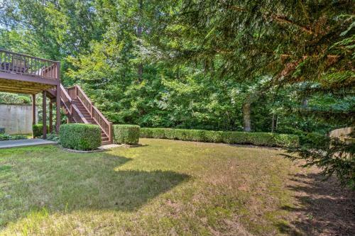 Idyllic Dahlonega House Hike, Sip, And Explore!