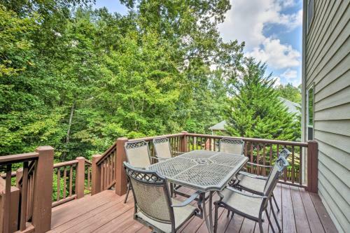 Idyllic Dahlonega House Hike, Sip, And Explore!