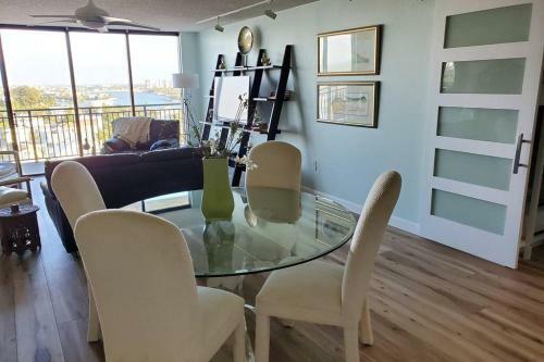 Apartamento Sunset Beach Oasis: Modern Beach Style On The Sand