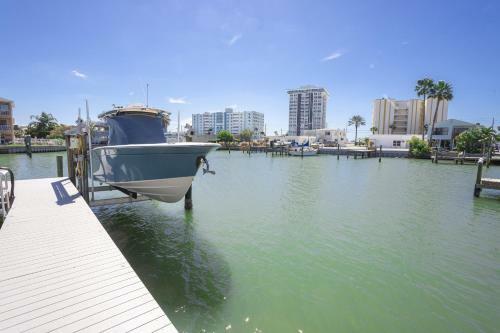 Waterfront & Pool B Star5vacations