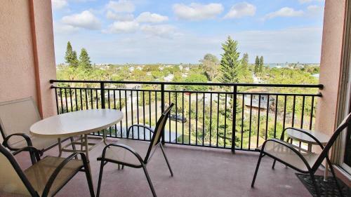Madeira Bay Resort By Teeming Vacation Rentals