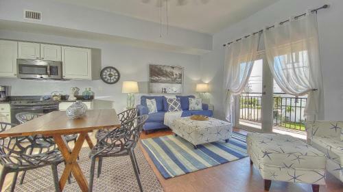 Madeira Bay Resort By Teeming Vacation Rentals