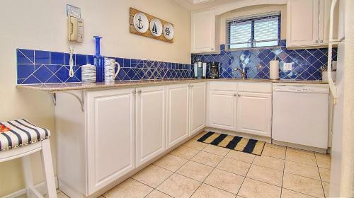 Caprice Resort By Teeming Vacation Rentals