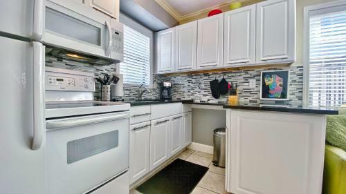 Royal Orleans By Teeming Vacation Rentals