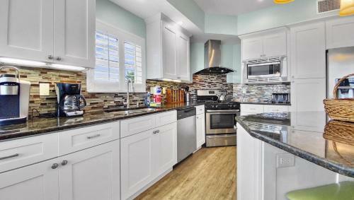 Treasure Trove By Teeming Vacation Rentals