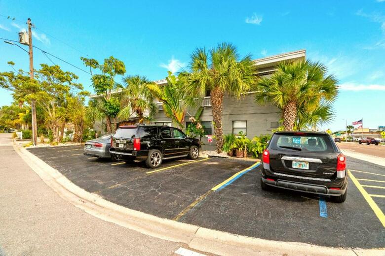 Hotel Boutique Beach Retreat, Heated Pool, Open Corridor
