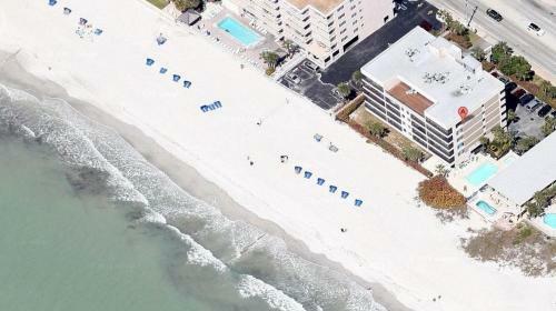 Arie Dam By Teeming Vacation Rentals