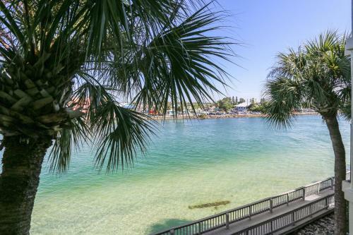 Lands End 303 Bldg 3 Gorgeous Remodeled Luxury Condo!