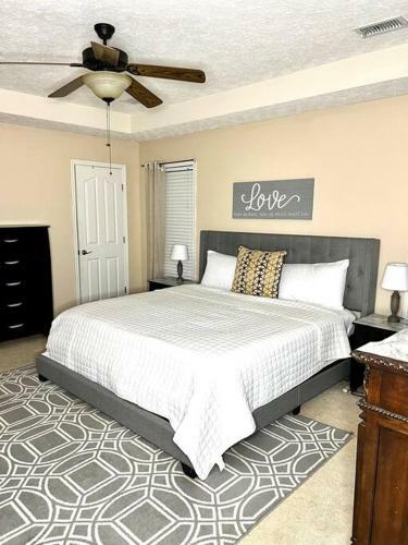 The Perfect Retreat Mins From Benning & Downtown
