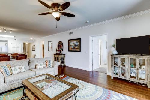 Tidewater Beach Resort IV