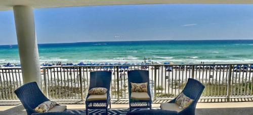 Apartamento Barefoot Bliss - Beachfront Condo - Sleeps 14