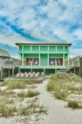 Beachcomber - Beachfront With Pool And Hot Tub - On The Beach!