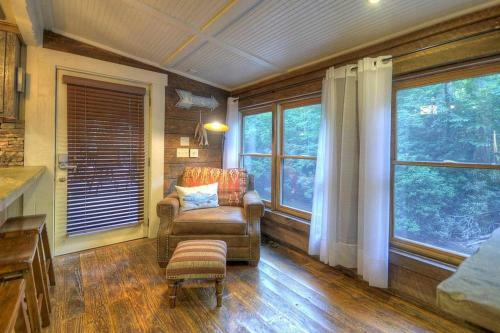 Creekside R&r By Escape To Blue Ridge