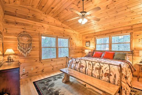 Long Pine Ridge Cabin With Luxury Amenities!