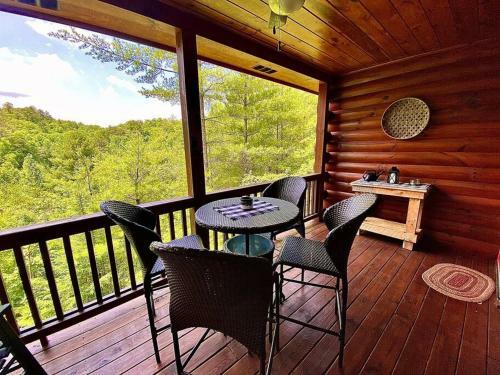 Beary Cozy Hideaway Awesome Secluded View-firepit