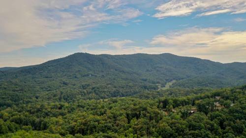 Logan's Peak By Escape To Blue Ridge